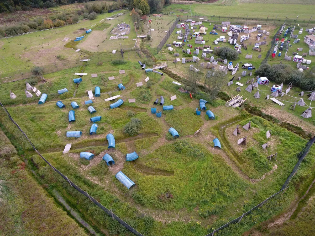 Świątynie Jedi - pole paintballowe